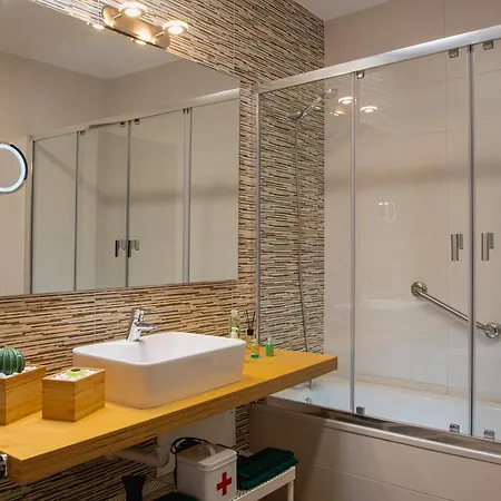 La Nina Bonita Playa Blanca (Lanzarote)